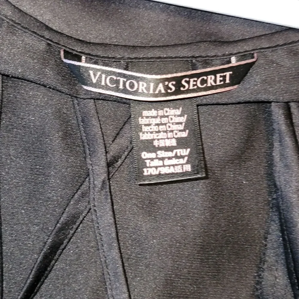 Victorias Secret Black Satin Kimono Open Front Tie Robe Love One Size